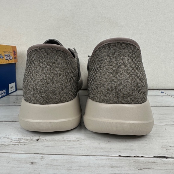 Men’s Skechers Go Walk Max Size 13 Hands Free Slip In Memory Foam Taupe New Box - Picture 8 of 12
